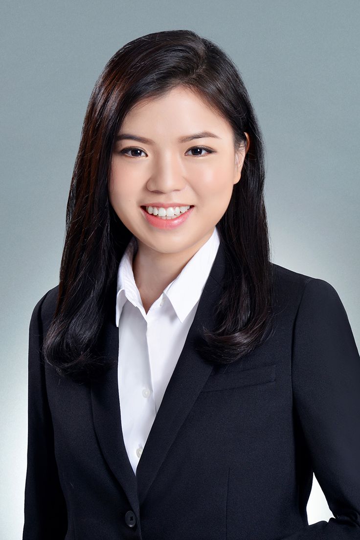 Speaker of the webinar: Coping with recession financially for Lawyers