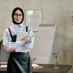 A picture of a female student from student entrepreneurship program in Ontario